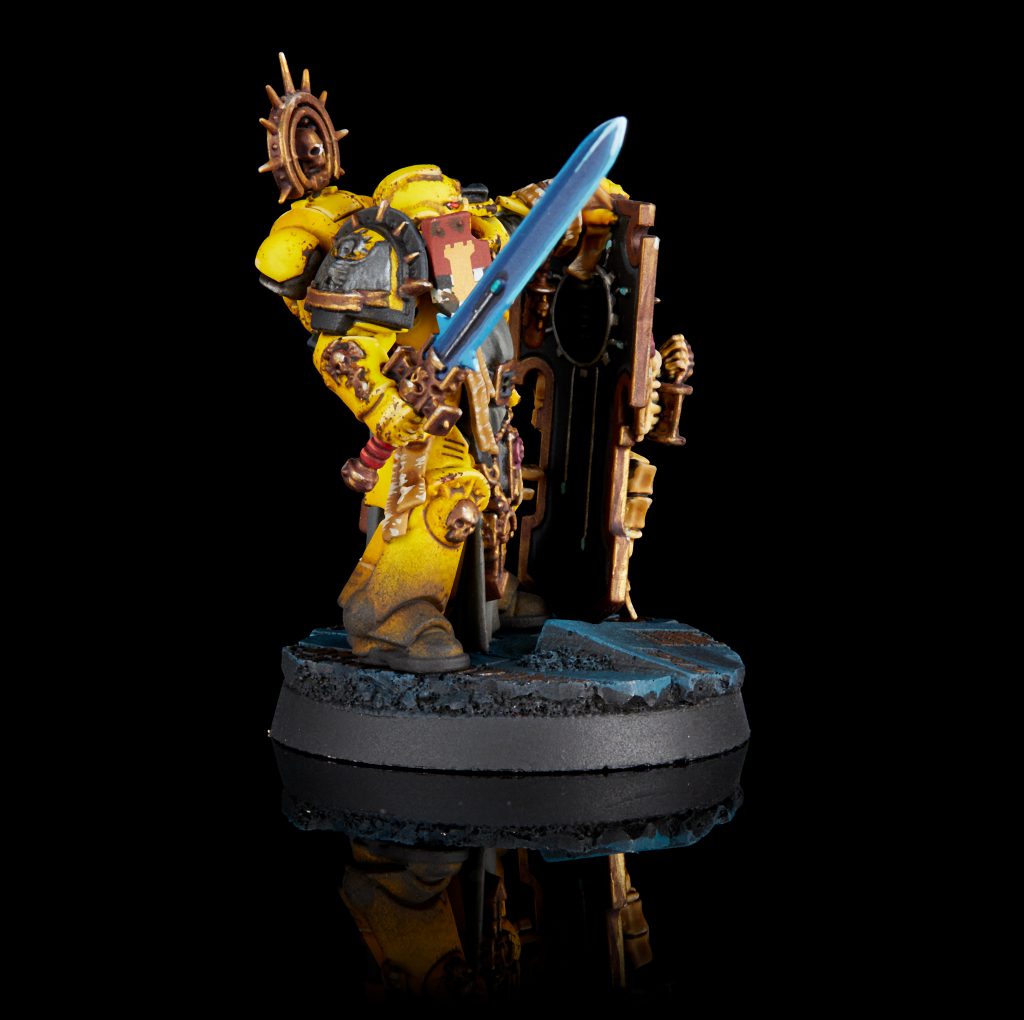 Imperial Fists Primaris Captain