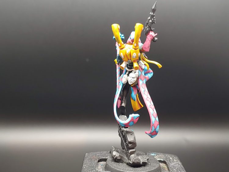 Shadowseer back. Credit: Kenji