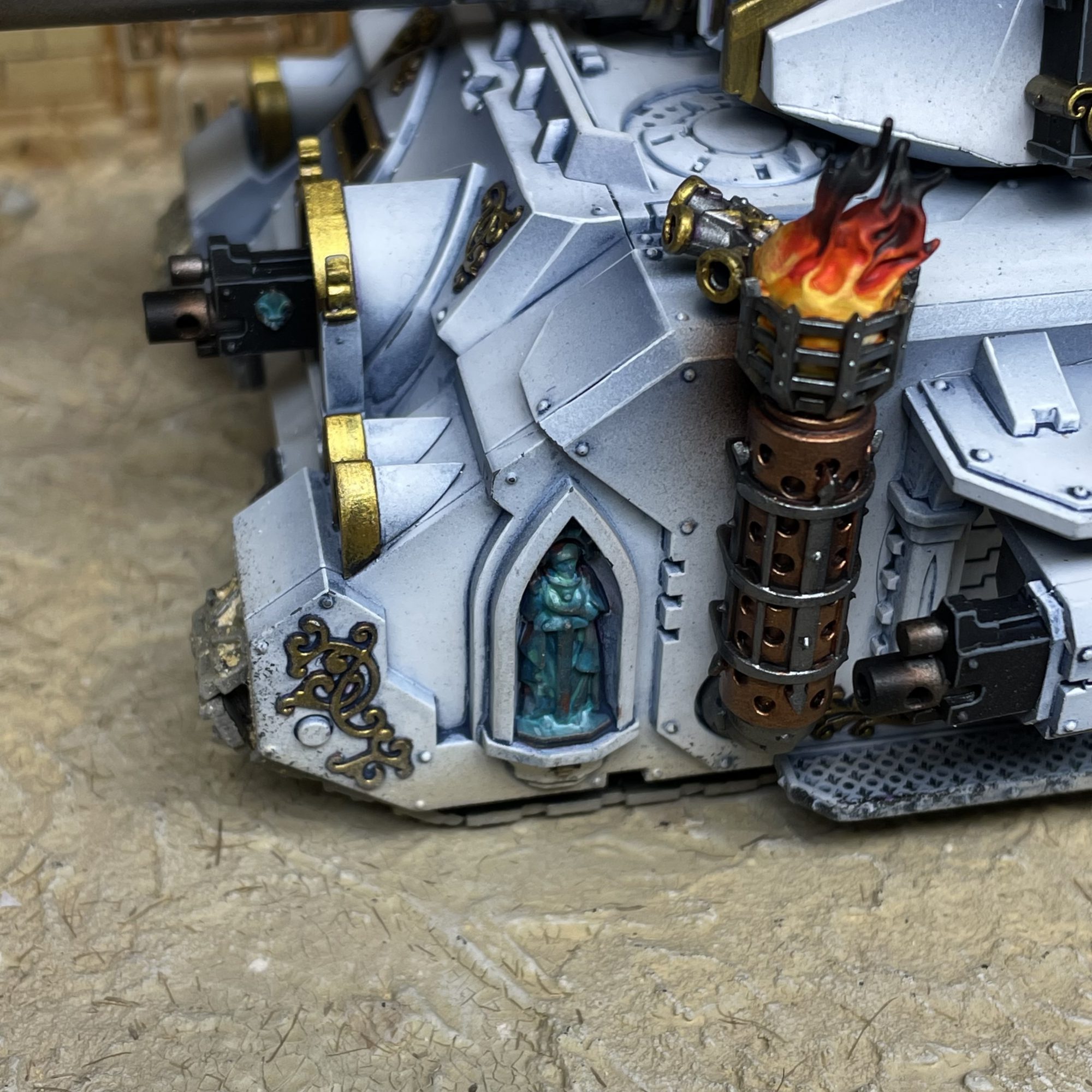 Adepta Sororitas Castigator Battle Tank - Order of the Gilded Cilice - Credit: Colin Ward
