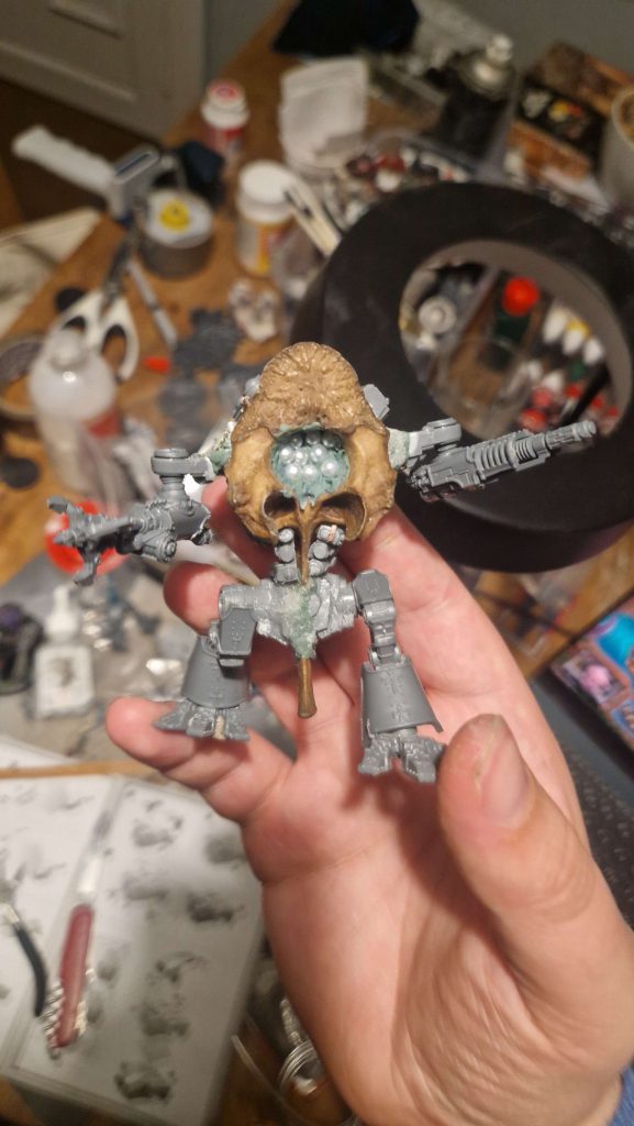 Pequod, a Warhound Titan made of bones by JellyMuppet