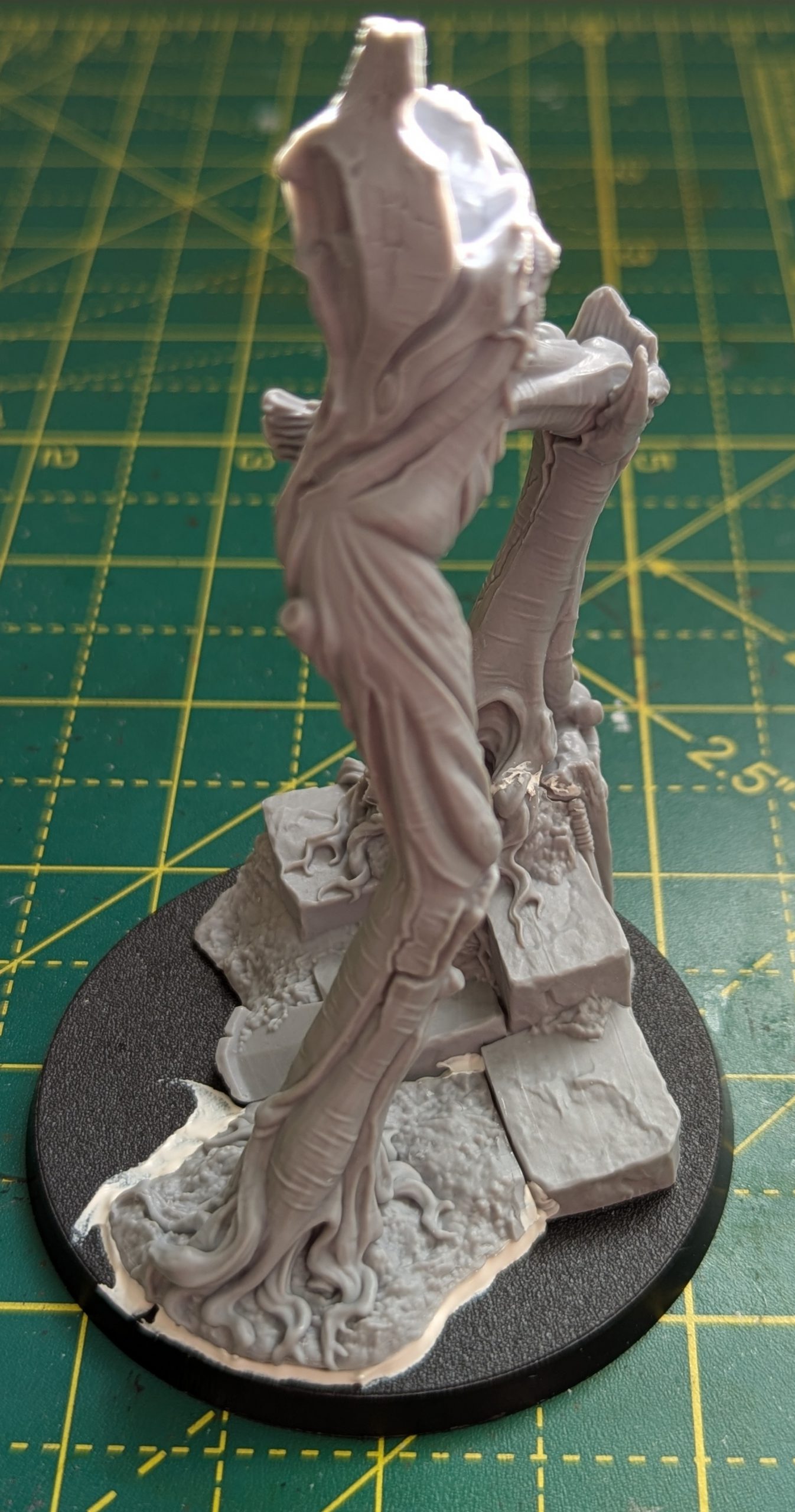 Beechbone the Ent Assembled Body - credit Thundercloud