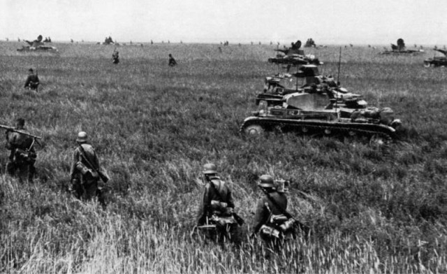 German troops advancing into Russia