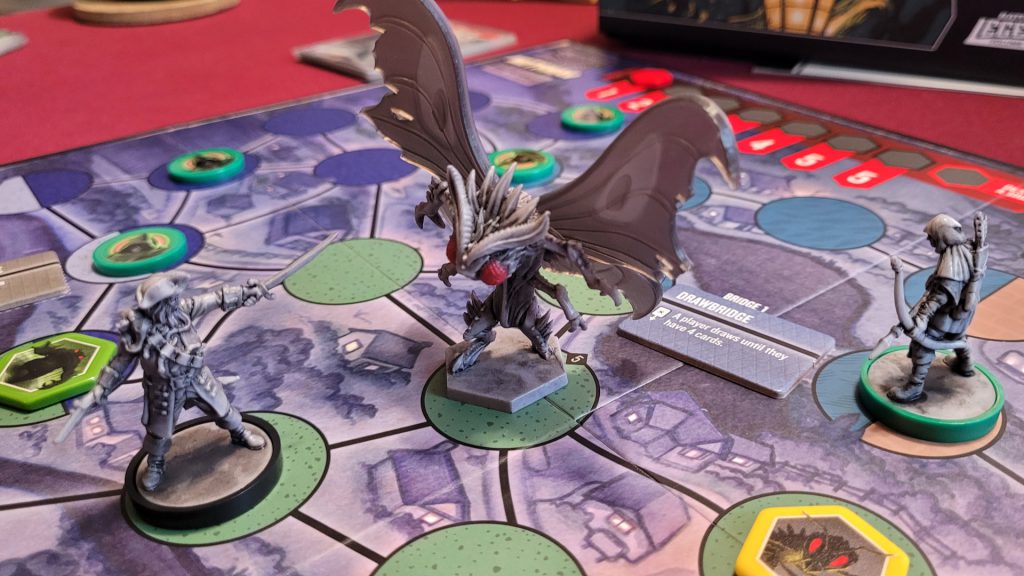 Blackbeard and Robin Hood vs Mothman