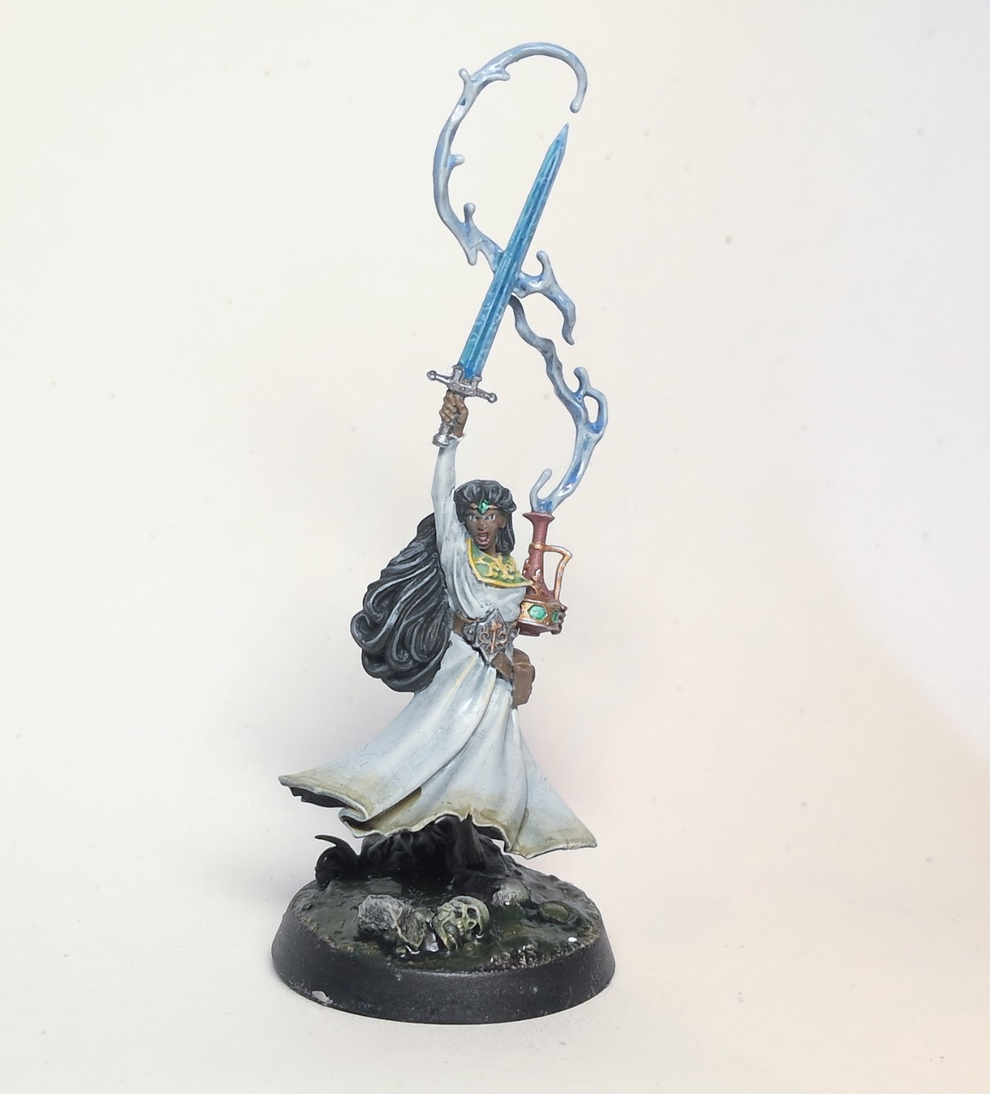 Inara Sion from Warhammer Quest: Darkwater. Credit: Roxin