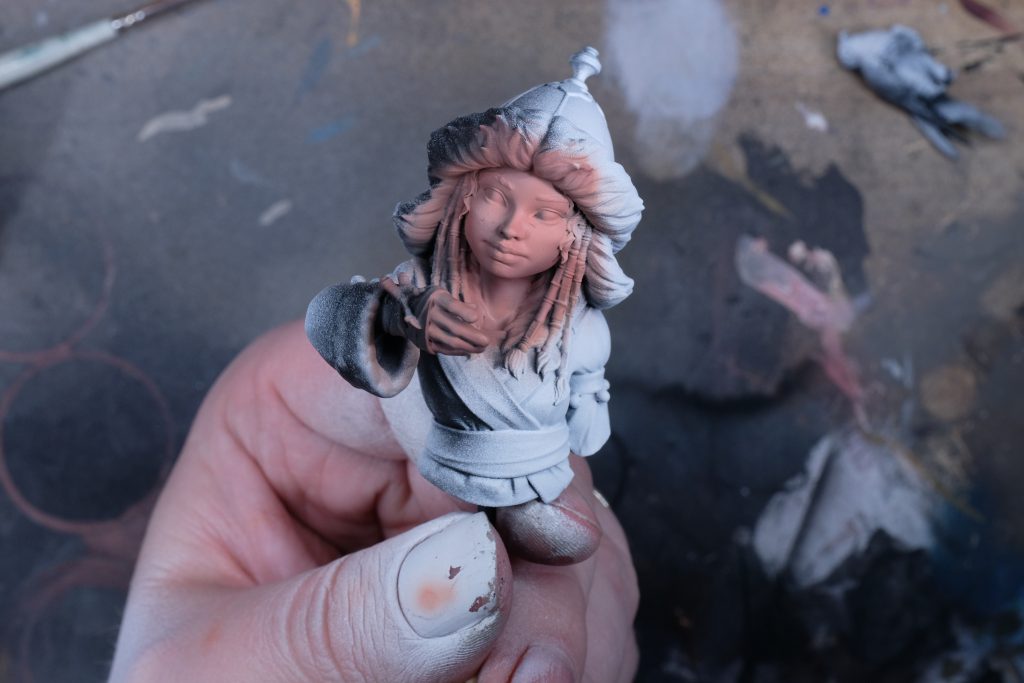 A Brush With Greatness 6: Kuri - Skin and Working With Resin